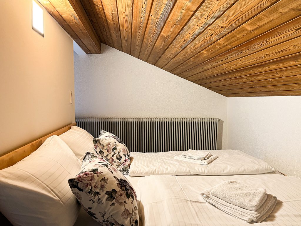 Silbertal Apartment – Spitzenblicke, Schlafbereich