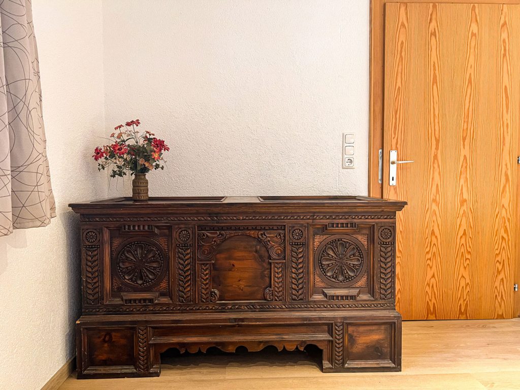 Muttjöchle Apartment – Bauerntruhe