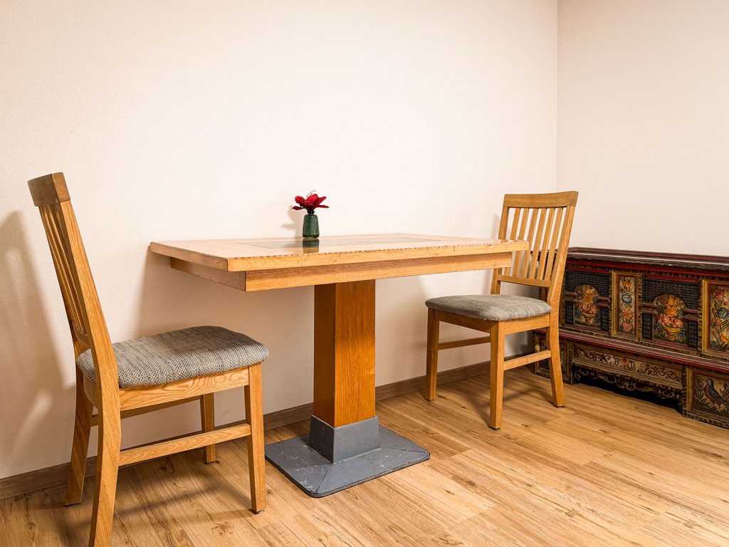 Muttjöchle Apartment – Schlafzimmer 3 mit Sitzmöglichkeit